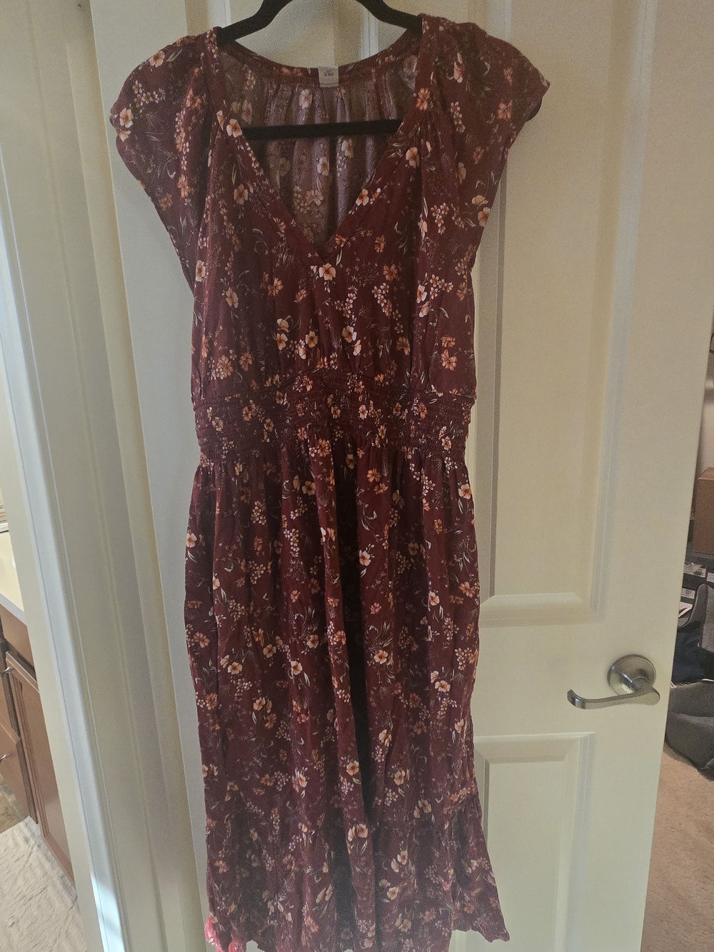 Old Navy Burgundy Floral Midi Dress - Picture 3 of 6